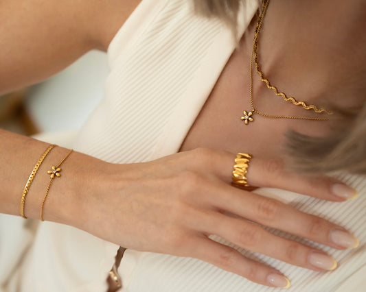 Fleur Bracelet